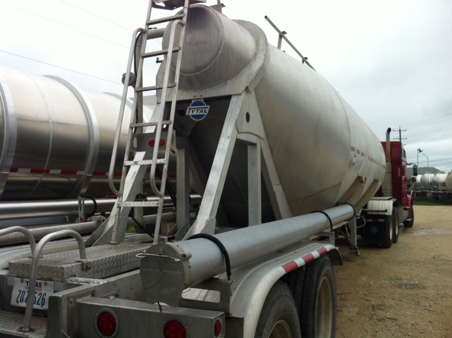 TYTAL USED DRY BULK TANK TRAILER - VACUUM TANKS CRUDE OIL TANKS